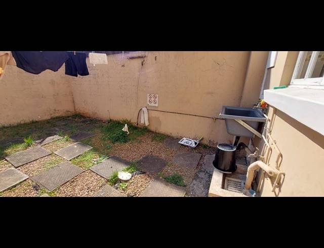 3 BEDROOM APARTMENT FOR SALE IN SCOTTSVILLE